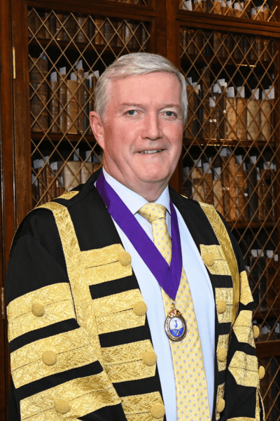 Dr Diarmuid O'Shea